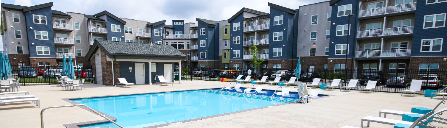 Swimming pool in the center of Ashford Park apartments in Columbus, Indiana